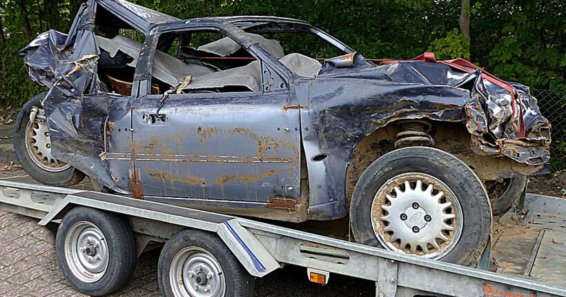 removing a scrap car