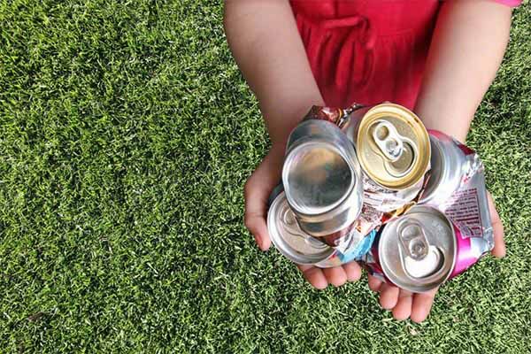 why is recycling aluminum cans beneficial
